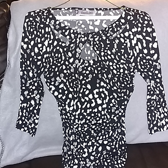 Top - Picture 1 of 2